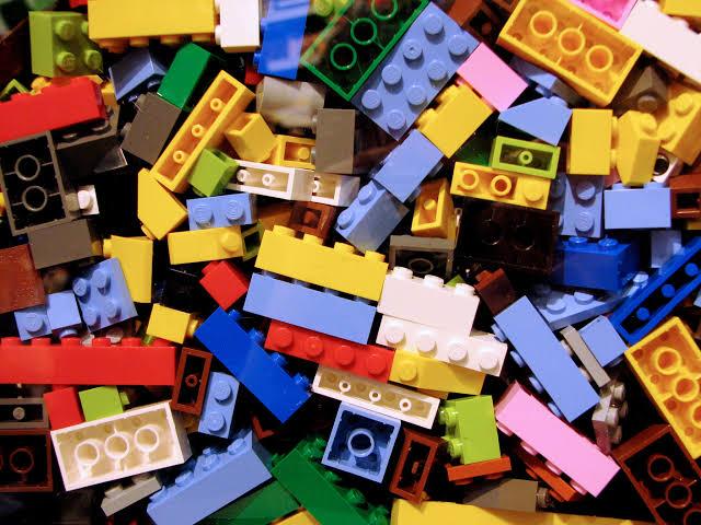Fascinantna historija danskog fenomena Lego