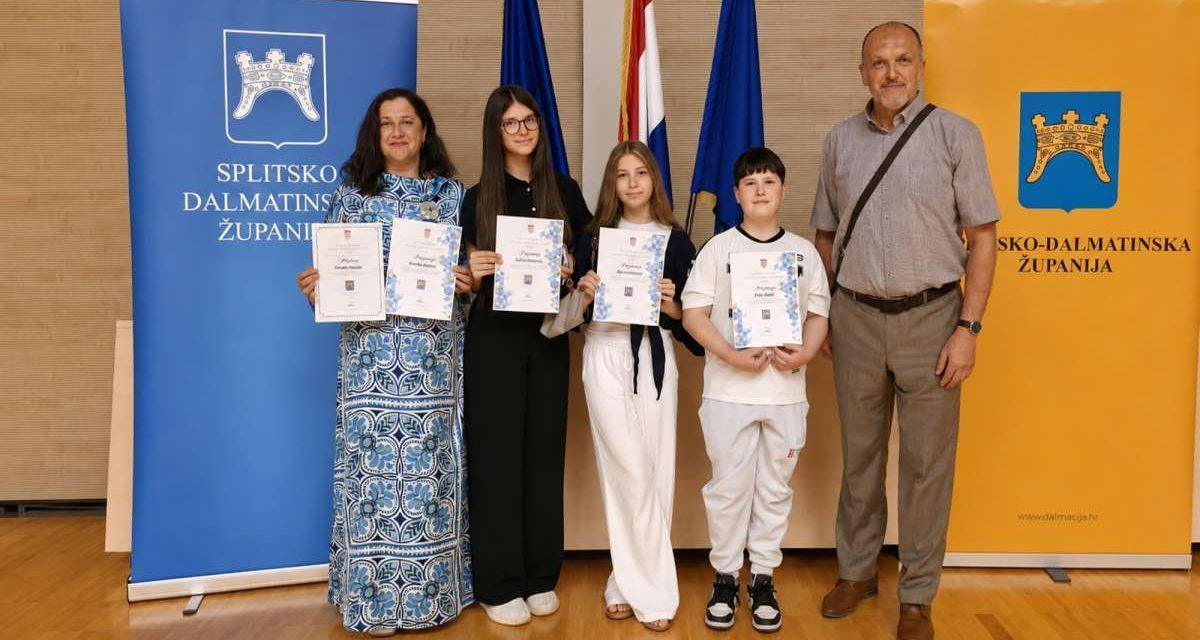Nagrađeni učenici Medžlisa Split i muallima Suada Hadžić