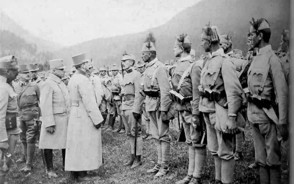 Bošnjaci svih konfesija su u samo dvije generacije prešli put od osmanskih podanika do carskih i kraljevskih oficira Habsburške monarhije