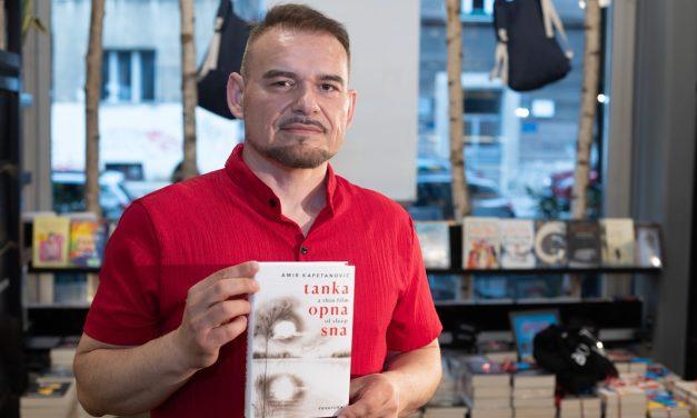 Tanka opna sna: Mala forma, velika knjiga