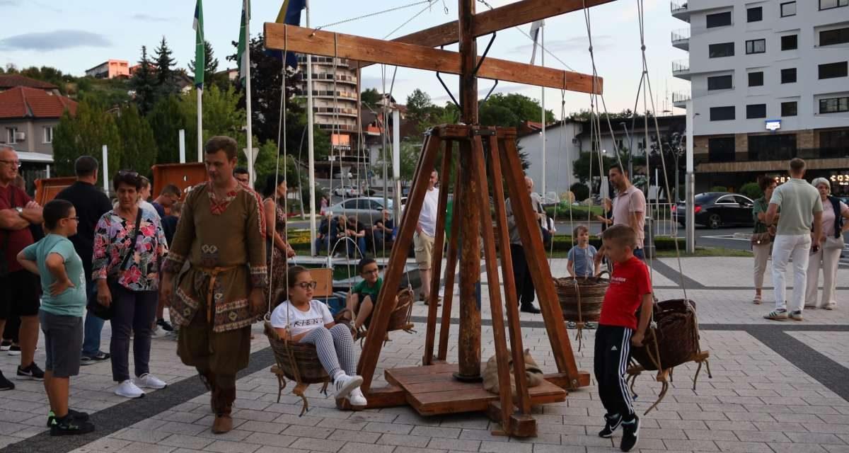 Bosanska kruna u Cazinu