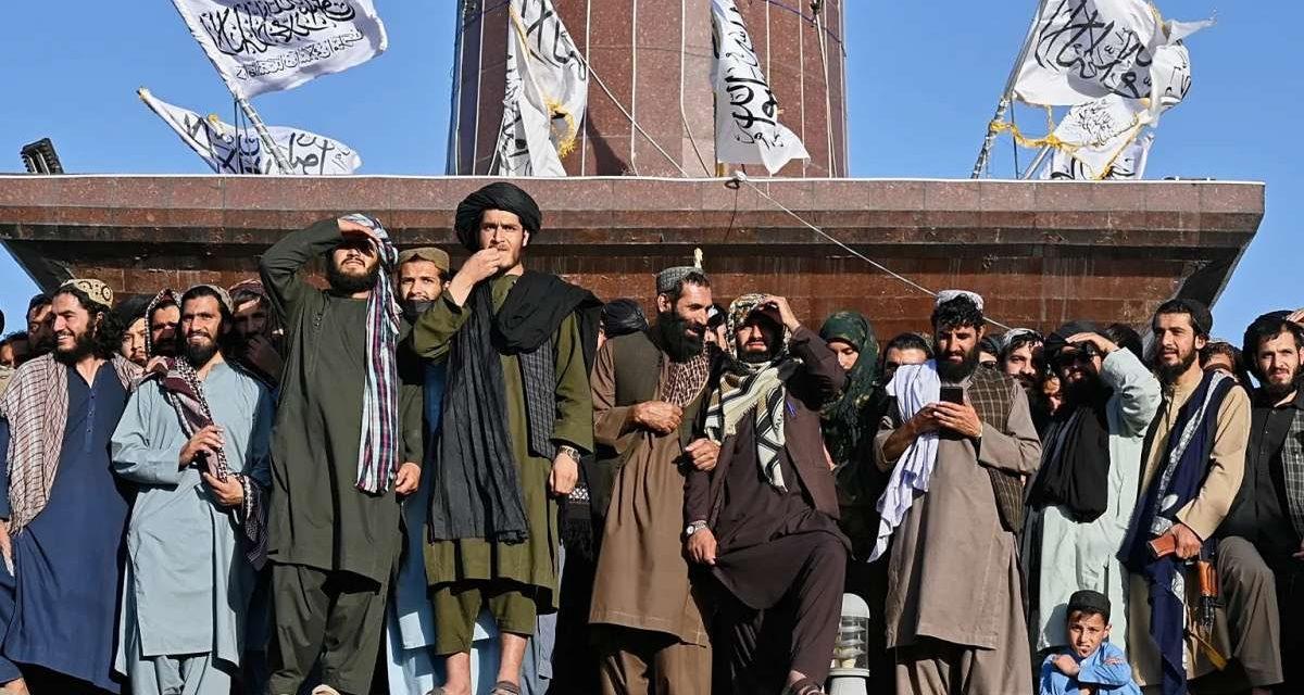 Pet godina talibana u Afganistanu: Sigurna, represivna i krajnje siromašna zemlja