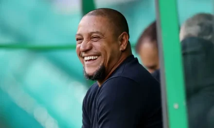 Roberto Carlos primio islam?