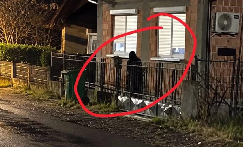 Ljudi u crnom na tuzlanski način: Dolaze noću, obučeni u crno i plaše ljude, niko ne zna ko stoji iza toga