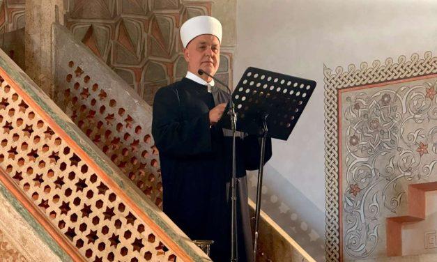 Ne zatvarajmo djecu pred svijetom, osposobimo ih da razlikuju dobro od zla