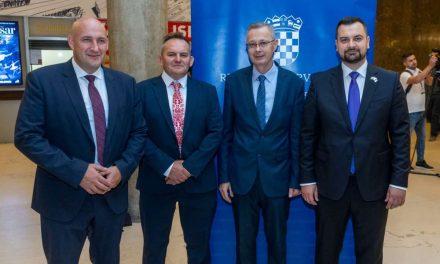 Raskoš manjinske baštine u Lisinskom: Više od petsto izvođača slavilo kulturnu raznolikost Hrvatske