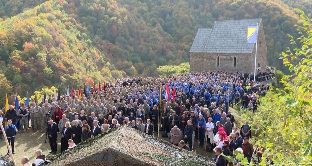 Srednjovjekovna religija u službi aktuelne politike: Obezbjeđivanje jednom konstitutivnom narodu ekskluzivna prava na bosansko srednjovjekovlje