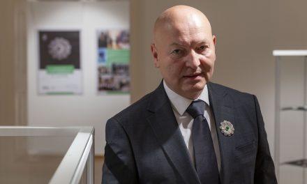 Cvijet Srebrenice prvi put u Hrvatskoj: Jastrebarsko daje stipendiju studentu iz Srebrenice
