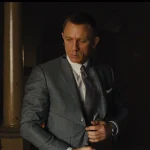 James Bond ide na aukciju