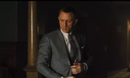 James Bond ide na aukciju